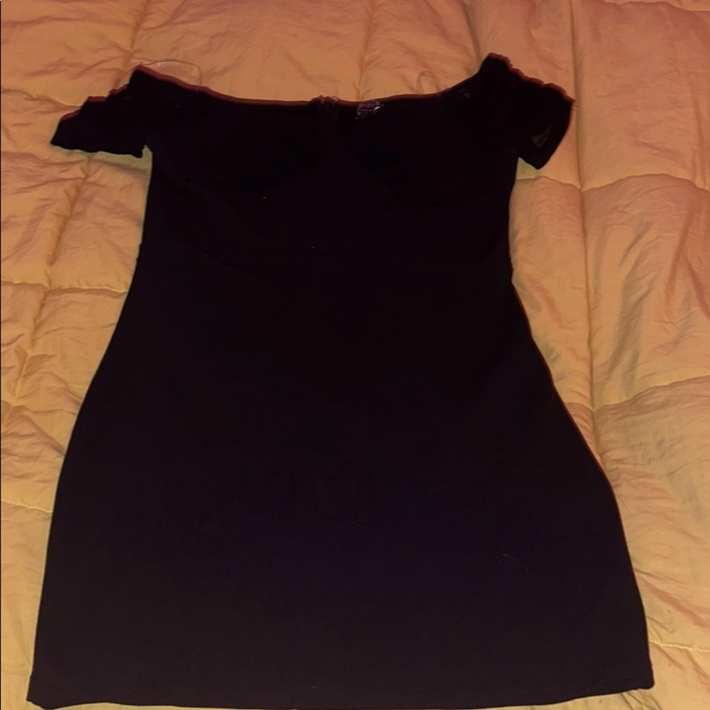 Black Windsor dress